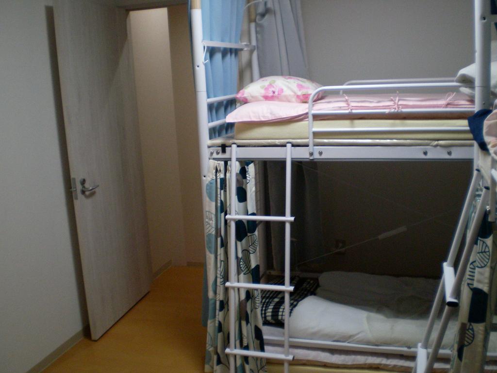Guesthouse Tohgetsu Kyoto Exterior photo